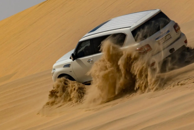 Doha: Private Sunset Desert Safari